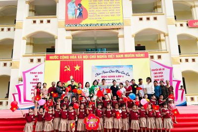 Trường Tiểu học Ninh Hòa rộn ràng ngày hội chào đón các em học sinh lớp 1